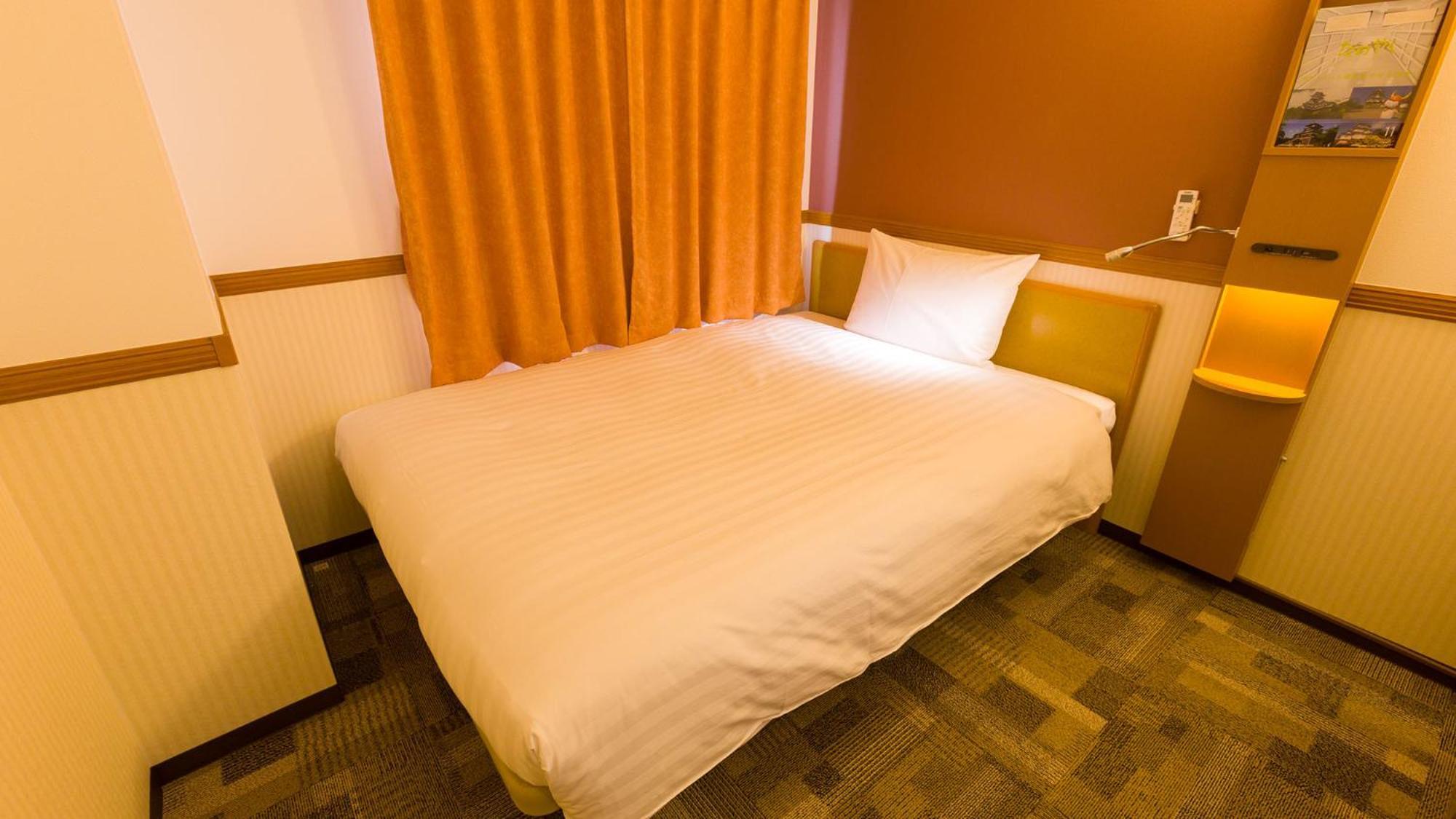 Toyoko Inn Yokohama Tsurumi Eki Higashi Guchi Rom bilde