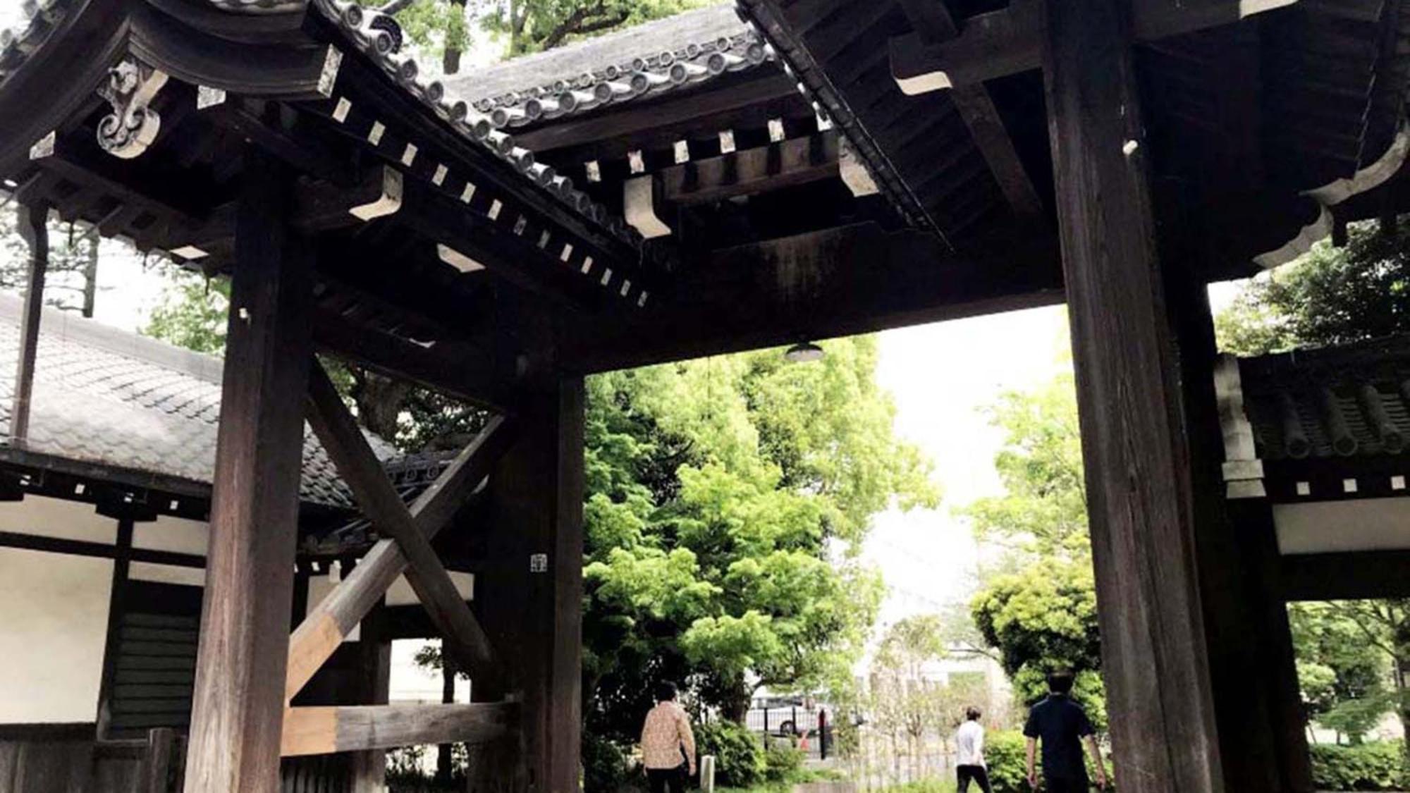 Toyoko Inn Yokohama Tsurumi Eki Higashi Guchi Eksteriør bilde