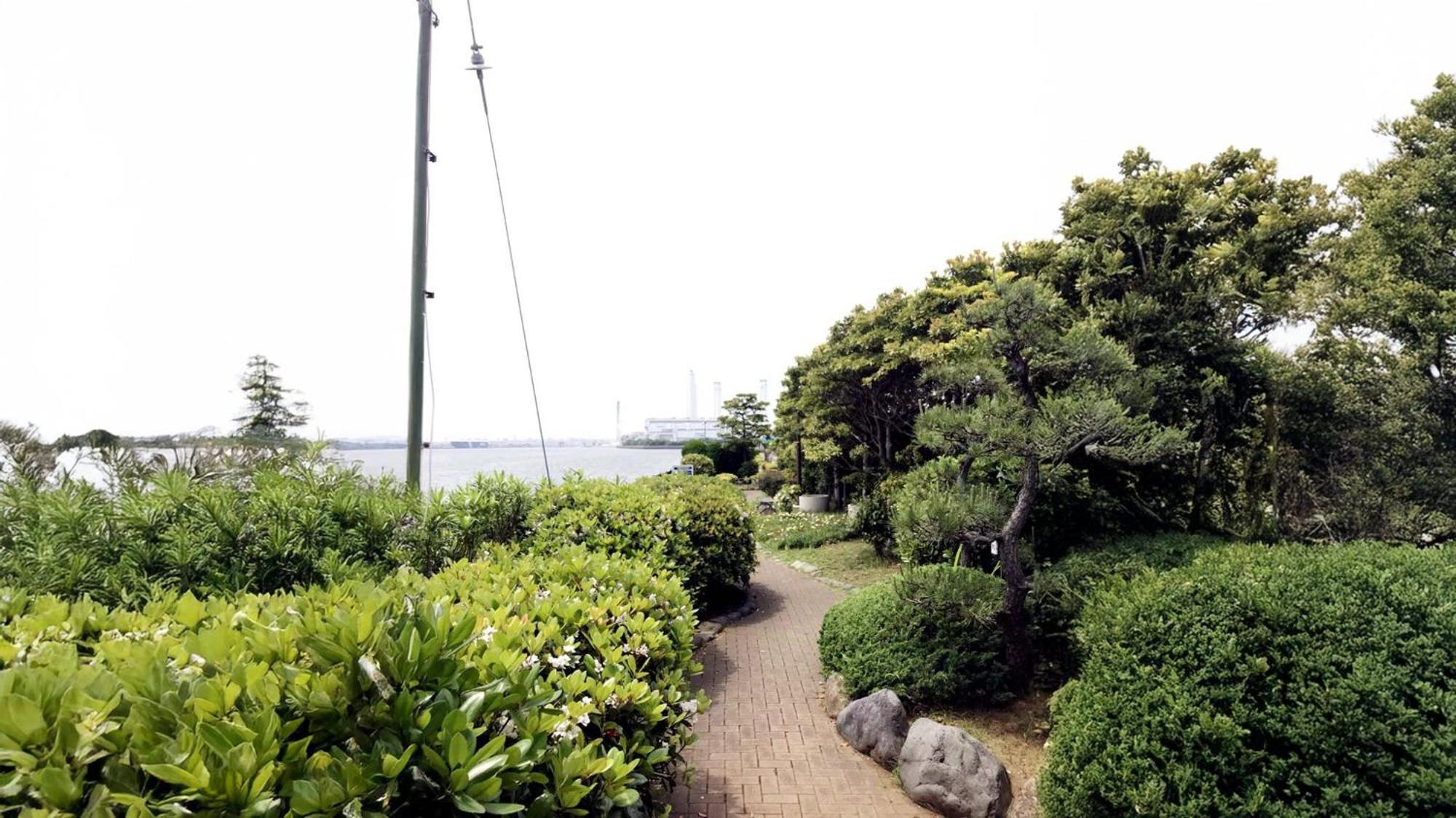 Toyoko Inn Yokohama Tsurumi Eki Higashi Guchi Eksteriør bilde