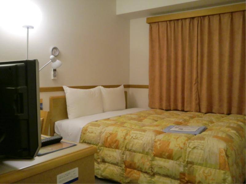 Toyoko Inn Yokohama Tsurumi Eki Higashi Guchi Eksteriør bilde